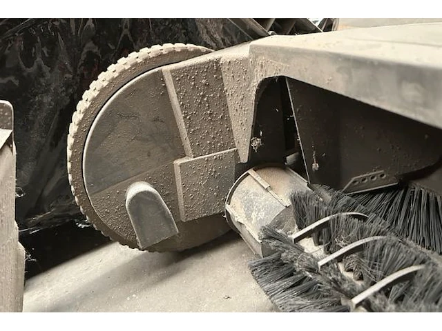 Veegmachine haaga - afbeelding 4 van  5