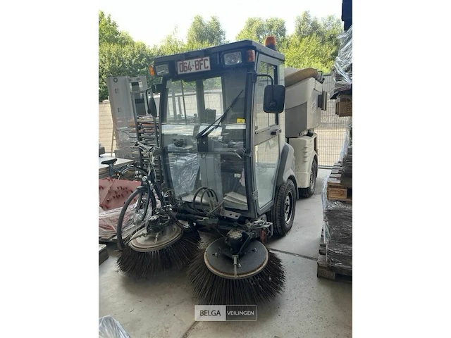 Veegmachine hako - afbeelding 1 van  9