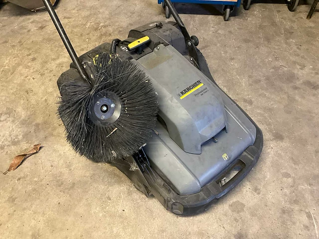 Veegmachine karcher km70/30c - afbeelding 2 van  6