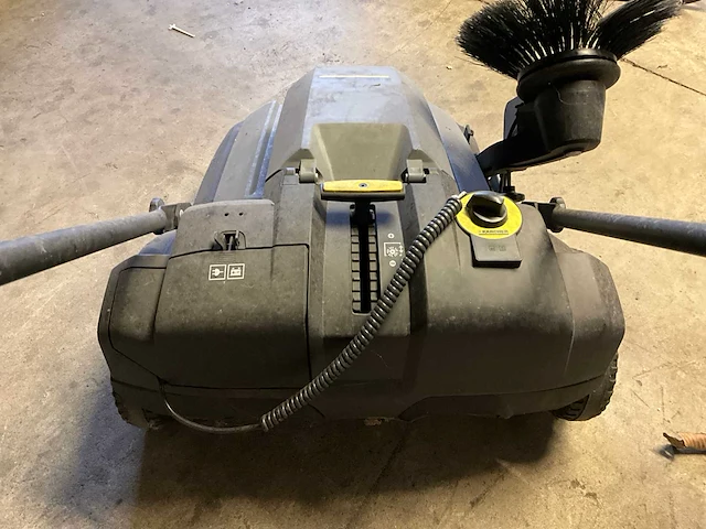Veegmachine karcher km70/30c - afbeelding 4 van  6