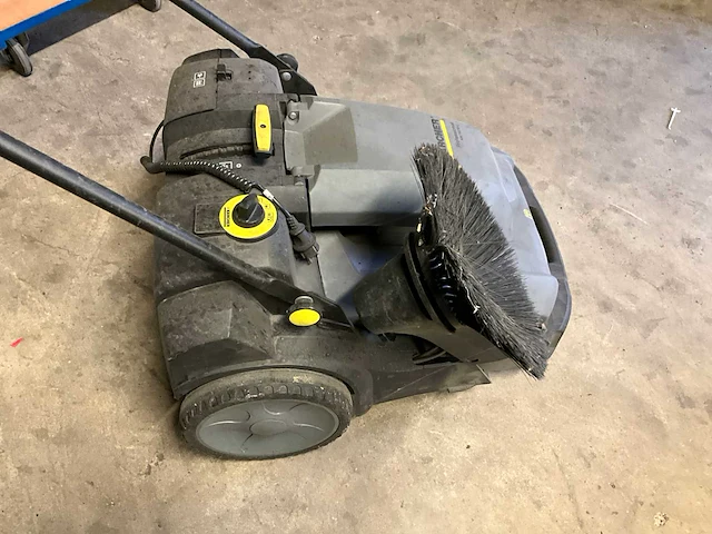 Veegmachine karcher km70/30c - afbeelding 6 van  6