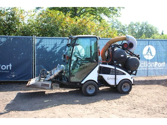 Veegmachine nilfisk city ranger 2250 diesel 2016 - afbeelding 1 van  1