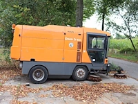 Veegmachine ravo 5002 diesel - afbeelding 1 van  1