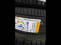 Veel tweedehands en veelal nieuwe banden - afbeelding 2 van  6