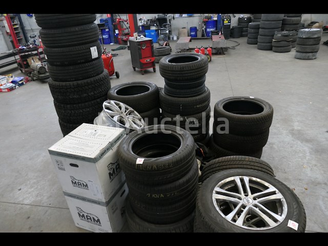 Veel tweedehands en veelal nieuwe banden - afbeelding 6 van  6