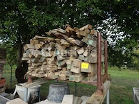 Veel verschillende planken, wiggen, houten planken - afbeelding 4 van  9