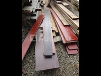 Veel verschillende planken, wiggen, houten planken - afbeelding 8 van  9