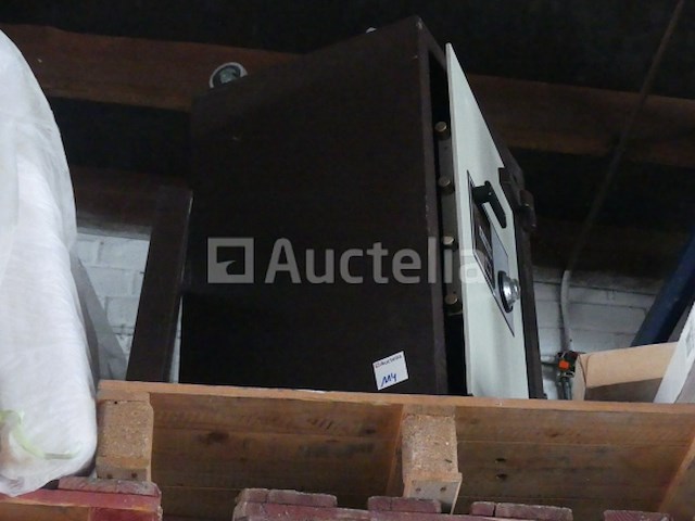 Veilig - afbeelding 2 van  3