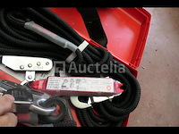 Veiligheidsharnas in de koffer - afbeelding 2 van  4