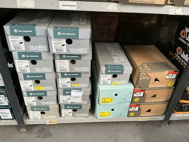 Veiligheidsschoenen (16x) - afbeelding 1 van  4