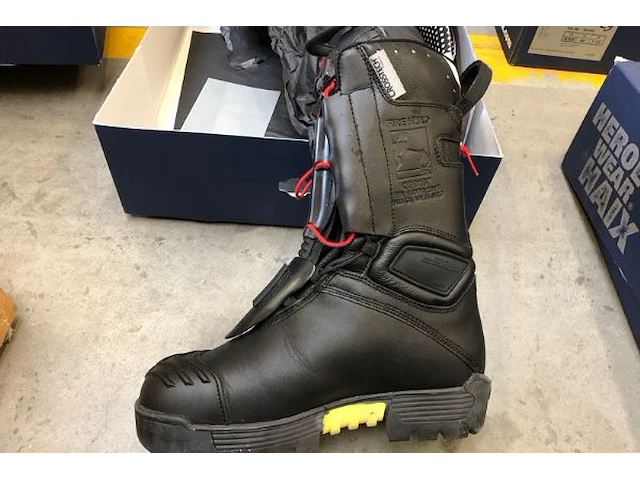 Veiligheidsschoenen haix maat 43 - afbeelding 3 van  5