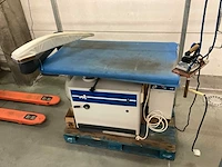 Veit strijktafel met stoomstrijkijzer - afbeelding 2 van  5