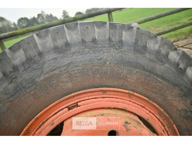 Velg + band van arcomet bouwkraan - afbeelding 3 van  4