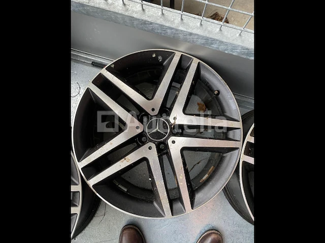 Velgen mercedes v-klasse - afbeelding 1 van  5