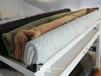 Velour & sweater stof op rol/houder - afbeelding 5 van  5