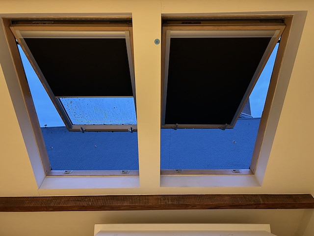 Velux (4st) - 3de verdieping - afbeelding 1 van  6