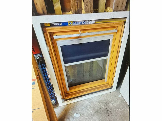 Velux sk06 raam - afbeelding 1 van  3