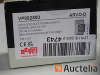 Vemer vp882500 arvo-d elektromechanische schakelklok - afbeelding 3 van  4