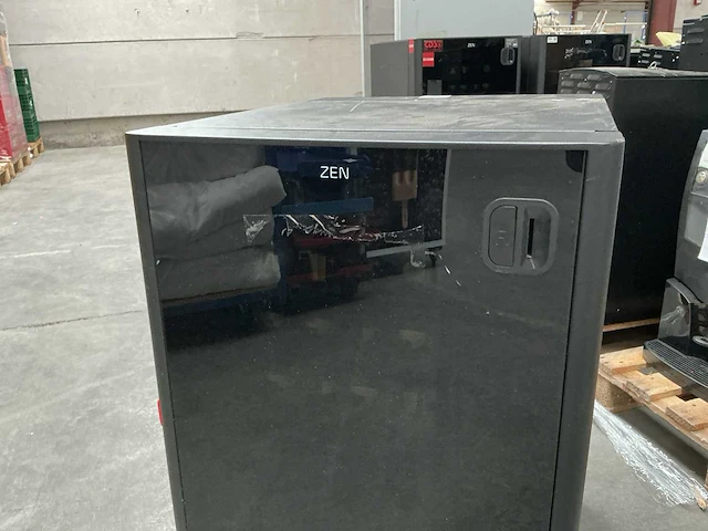 Vending koffiemachine azkoyen - afbeelding 8 van  14