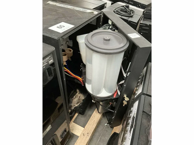 Vending koffiemachine azkoyen - afbeelding 4 van  15