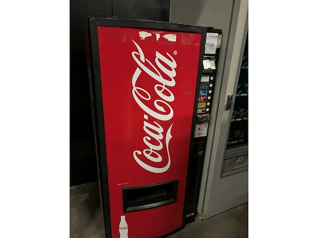 Vendo - cola - automat - afbeelding 3 van  3
