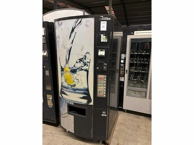 Vendo - drank - automaat - afbeelding 2 van  6