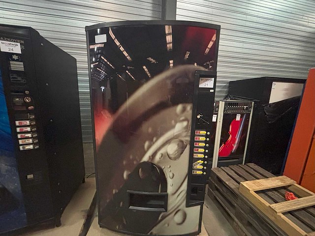 Vendo - dronken - verkoopautomaat - afbeelding 1 van  4