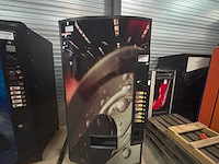 Vendo - dronken - verkoopautomaat - afbeelding 2 van  4