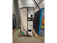 Vendo - dronken - verkoopautomaat - afbeelding 5 van  5