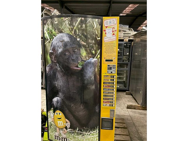 Vendo - snack - automat - afbeelding 5 van  5