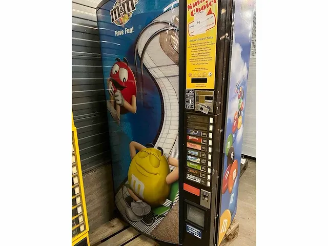 Vendo - snack - vending machine - afbeelding 2 van  2