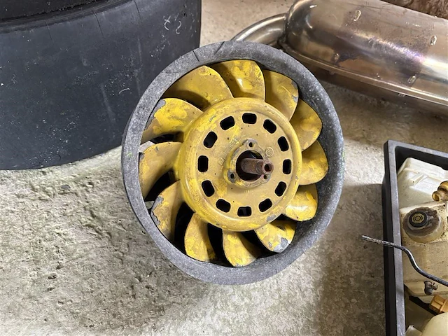 Ventilator met alternator porsche 964 - afbeelding 1 van  4