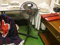 Ventilator op voet - afbeelding 1 van  1