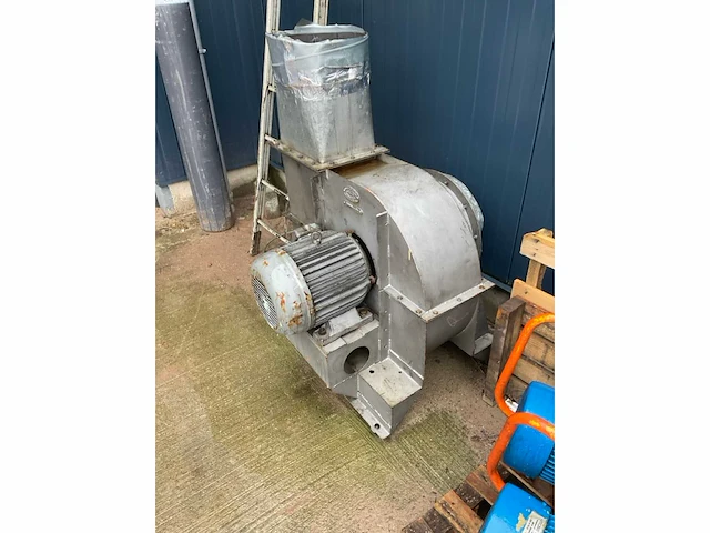 Ventilator - afbeelding 2 van  4
