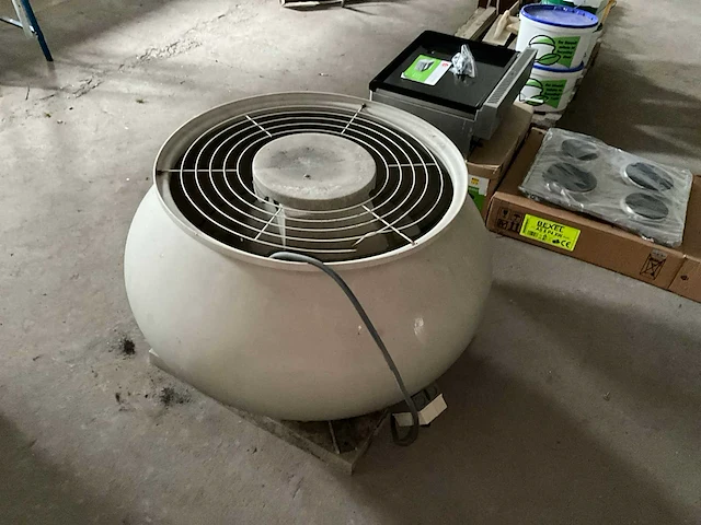 Ventilator - afbeelding 1 van  3