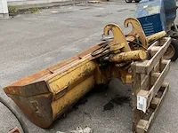 Verachtert graafbak - afbeelding 5 van  5