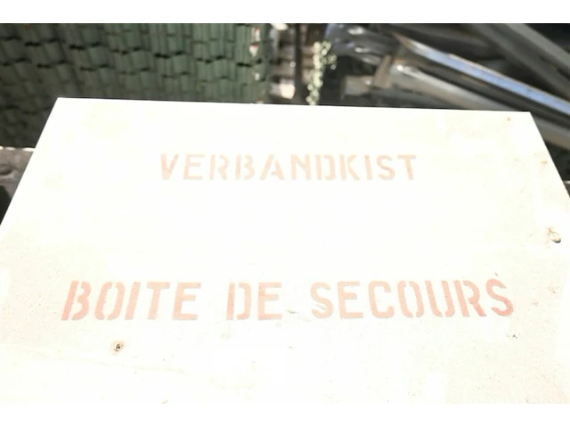 Verbandkoffer met inhoud - afbeelding 2 van  5