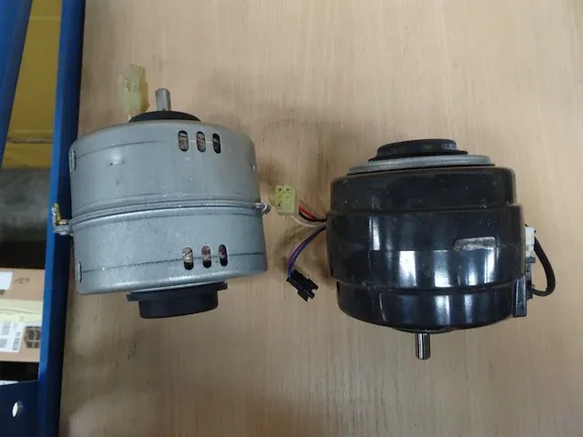 Verdamper motor - afbeelding 1 van  5