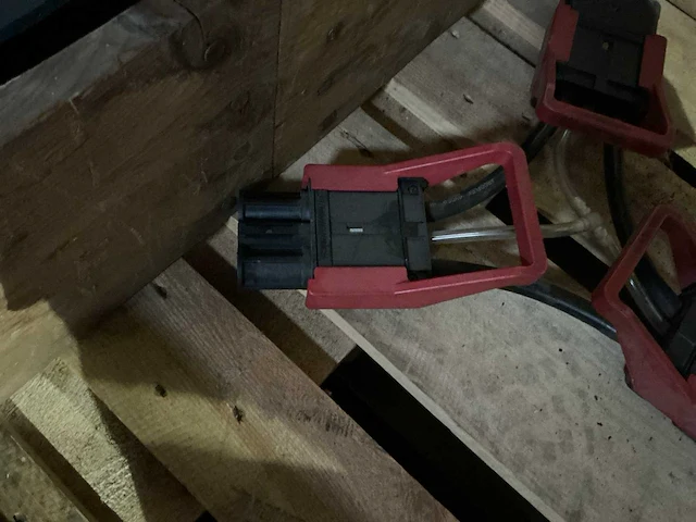 Verdeelstekker voor acculader - afbeelding 3 van  4