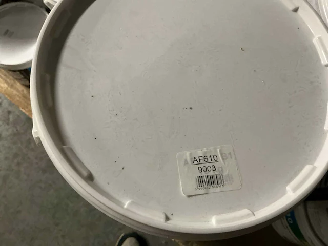 Verf klasse 2 ral 9003 muurverf 10 liter (14x) - afbeelding 4 van  4