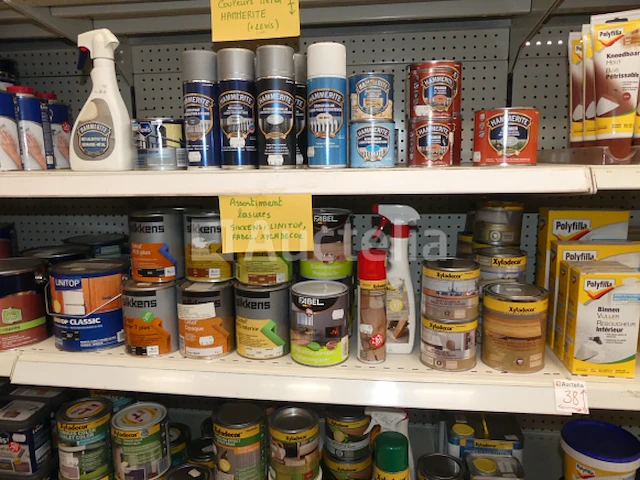 Verf, oplosmiddelen, diverse accessoires - afbeelding 15 van  19