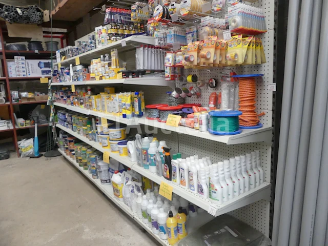 Verf, oplosmiddelen, diverse accessoires - afbeelding 17 van  19