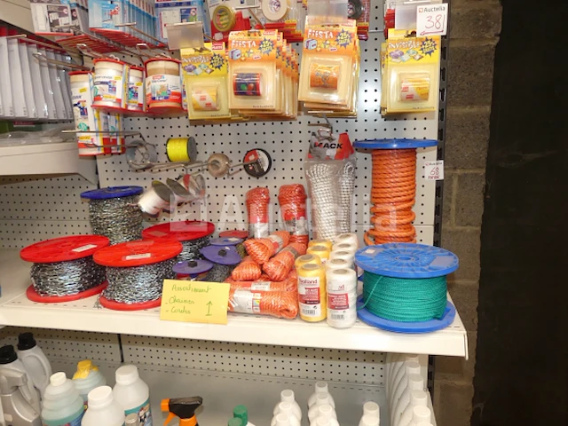 Verf, oplosmiddelen, diverse accessoires - afbeelding 19 van  19