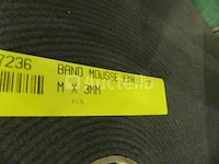 Verf, spuit, schuimband - afbeelding 8 van  9