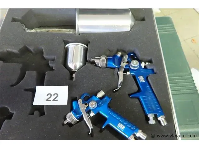 Verfspuit niet compleet - afbeelding 1 van  2