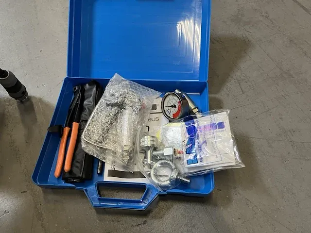 Verfspuitinstallatie zeus on trolley nieuw - afbeelding 3 van  14