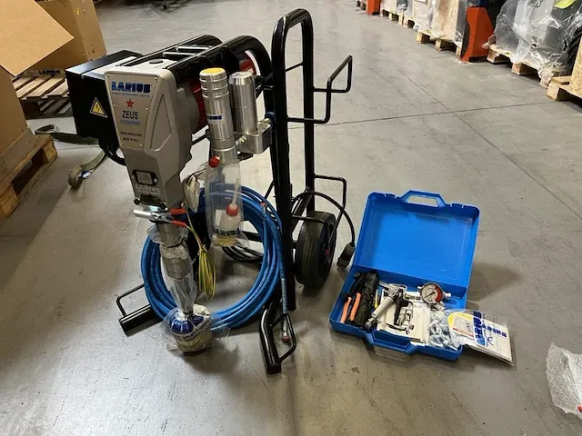 Verfspuitinstallatie zeus on trolley nieuw - afbeelding 5 van  14