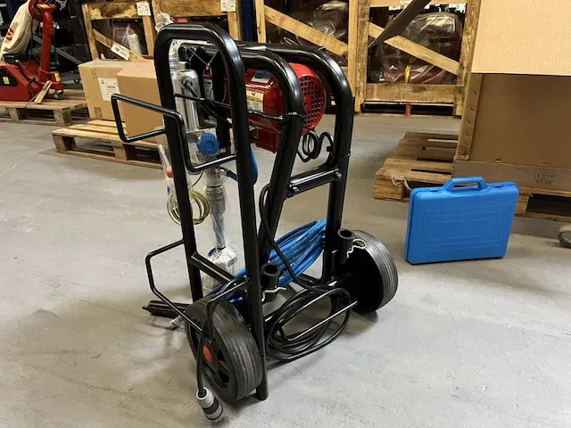 Verfspuitinstallatie zeus on trolley nieuw - afbeelding 14 van  14