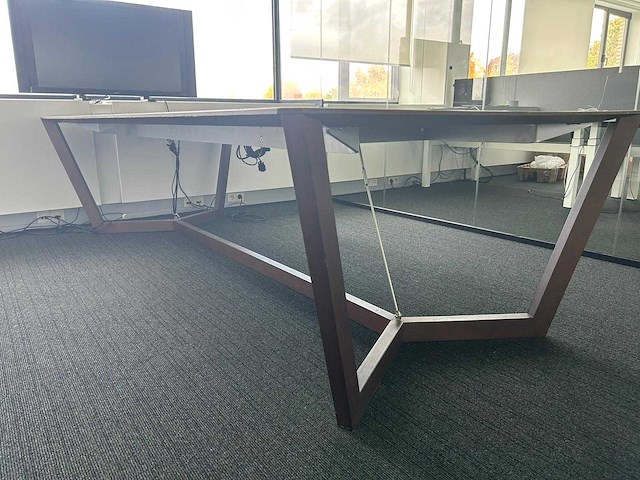 Vergadertafel - conference table - afbeelding 4 van  7