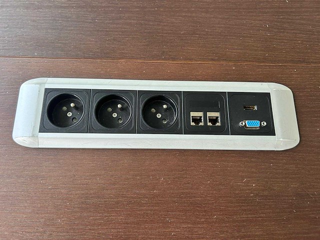 Vergadertafel - conference table - afbeelding 7 van  7